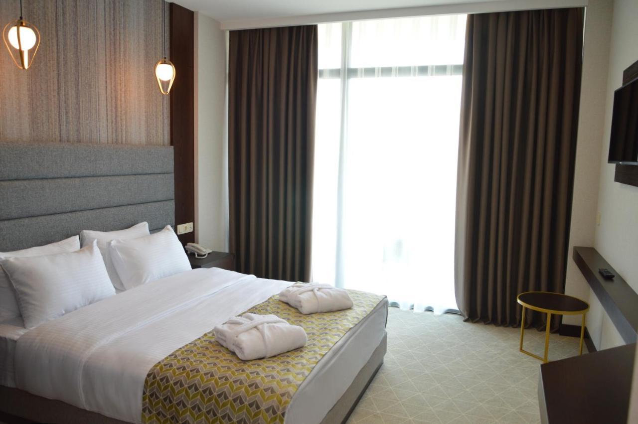 Hotel Salvador Batum Dış mekan fotoğraf