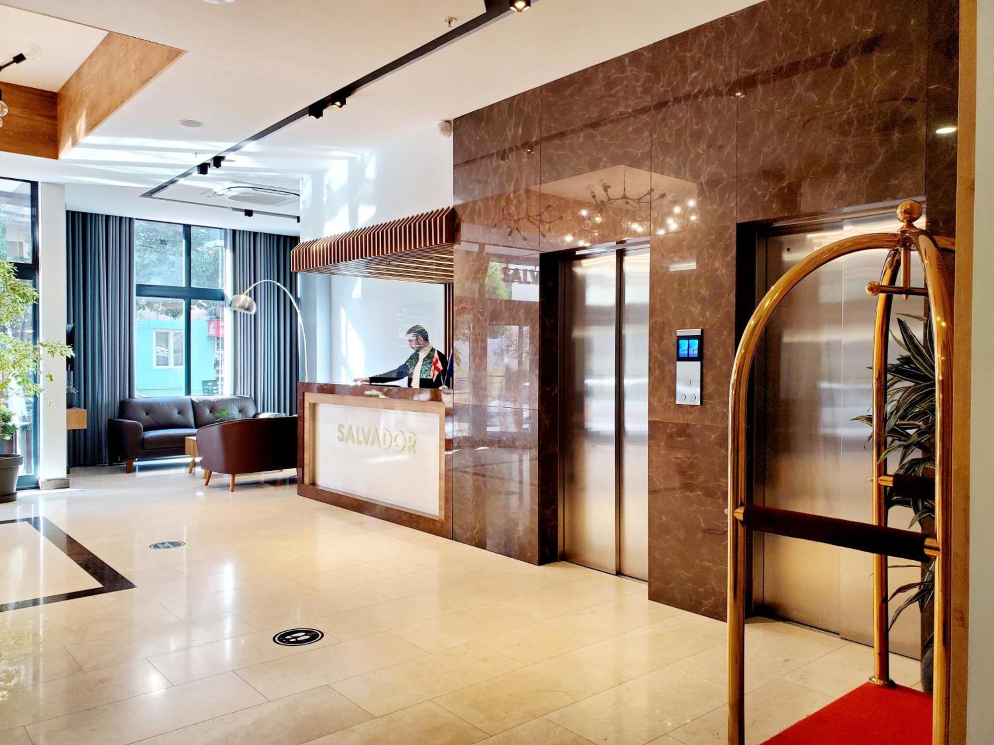 Hotel Salvador Batum Dış mekan fotoğraf